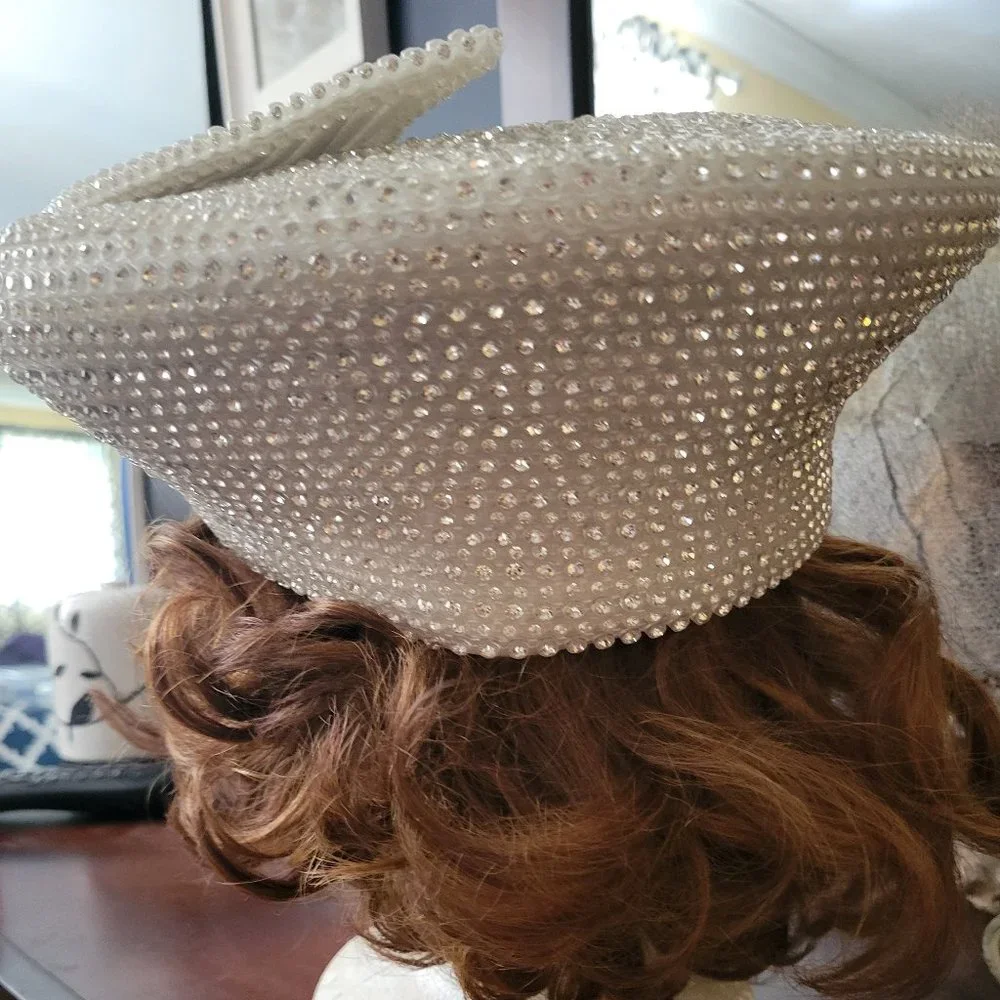 Hat - Picture 4 of 6